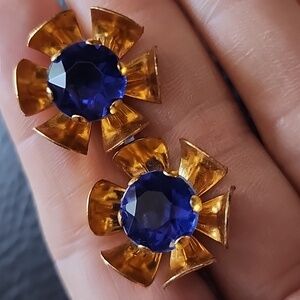 VTG Gold and Blue Flower Screw-Back Earrings